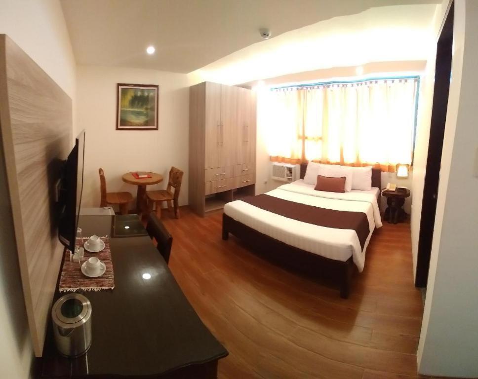 Hotel Asuncion Laoag Extérieur photo